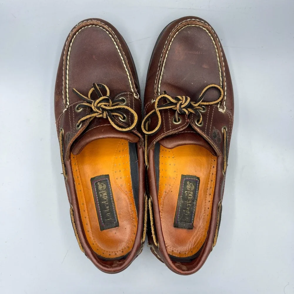 Timberland Classic 2-Eye Boat Shoes Men 9M Brown Leather Upper Lightweight 25077
